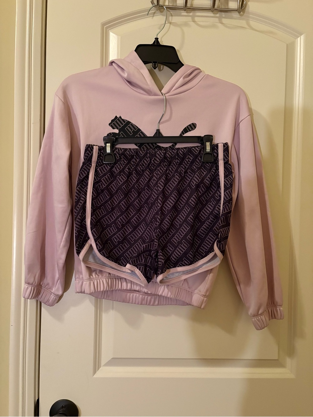 Puma Hoodie with Black Logo Patterned Shorts - Picture 3 of 4